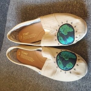Like New Toms